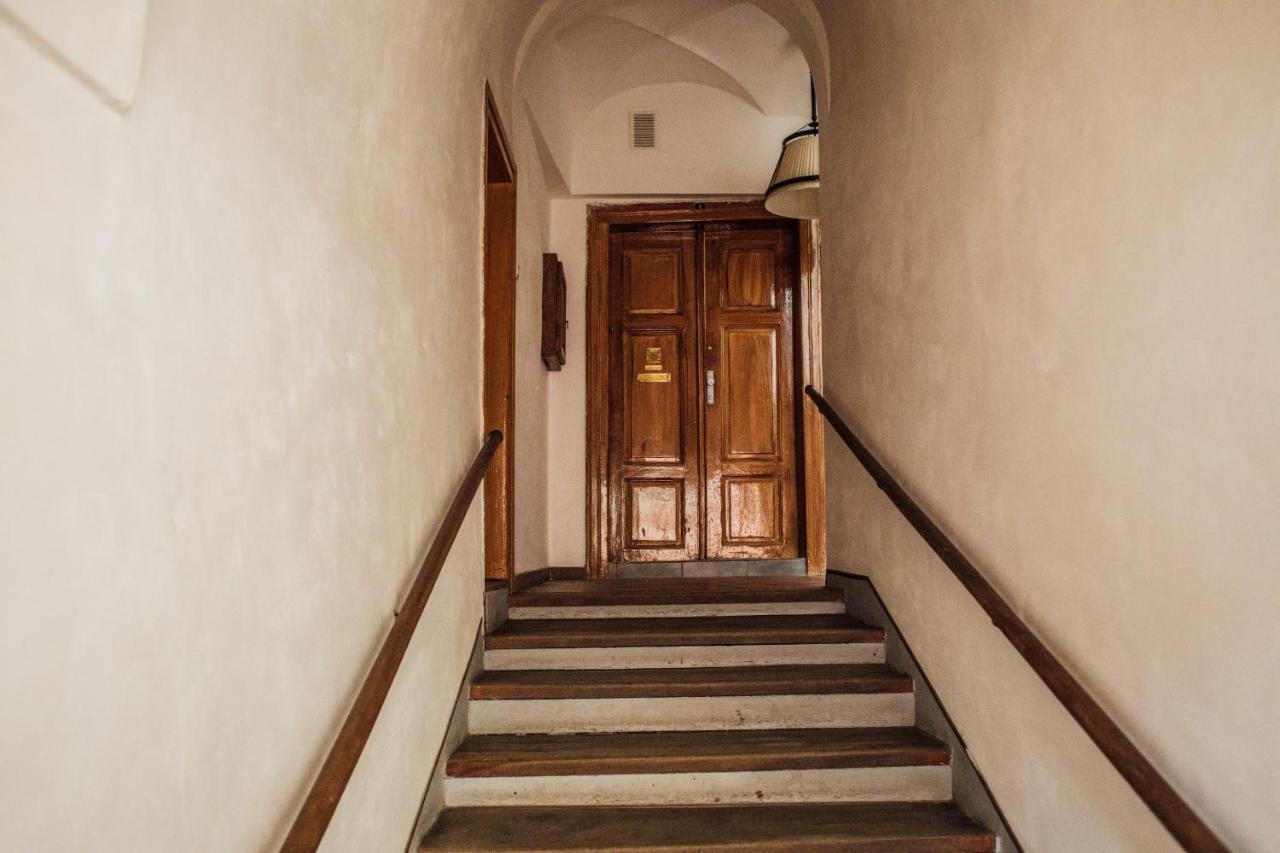 Residence Thunovska Прага Экстерьер фото