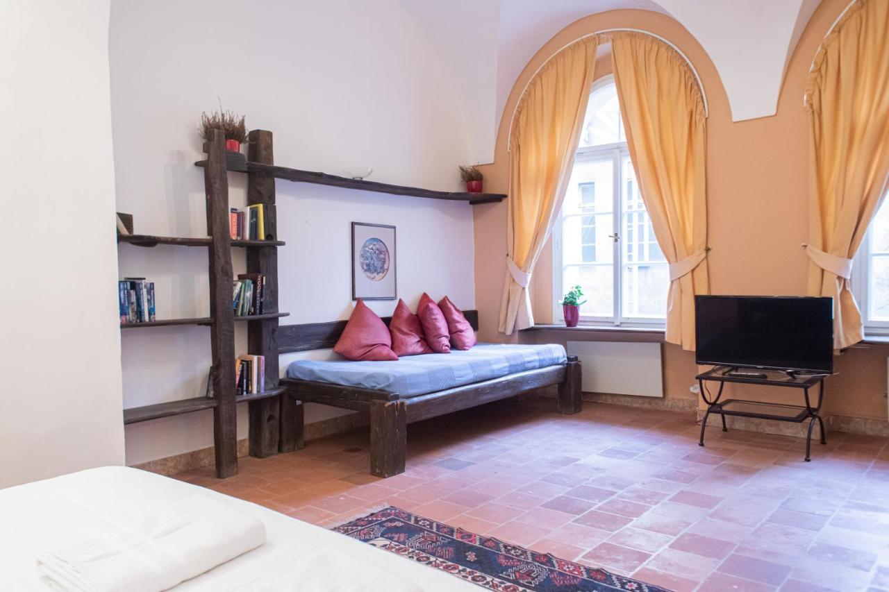 Residence Thunovska Прага Экстерьер фото